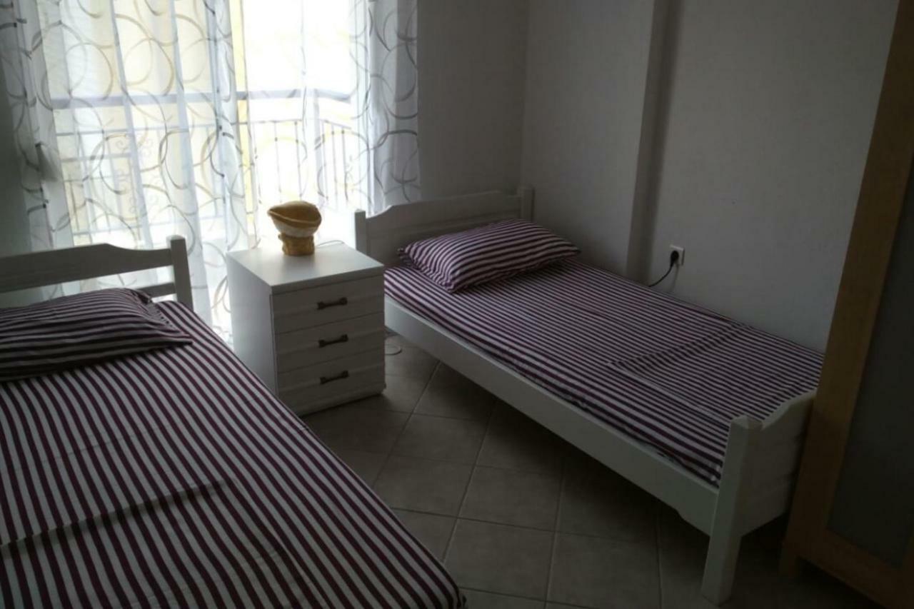 Posidi Holidays Apartments Kalandra ภายนอก รูปภาพ